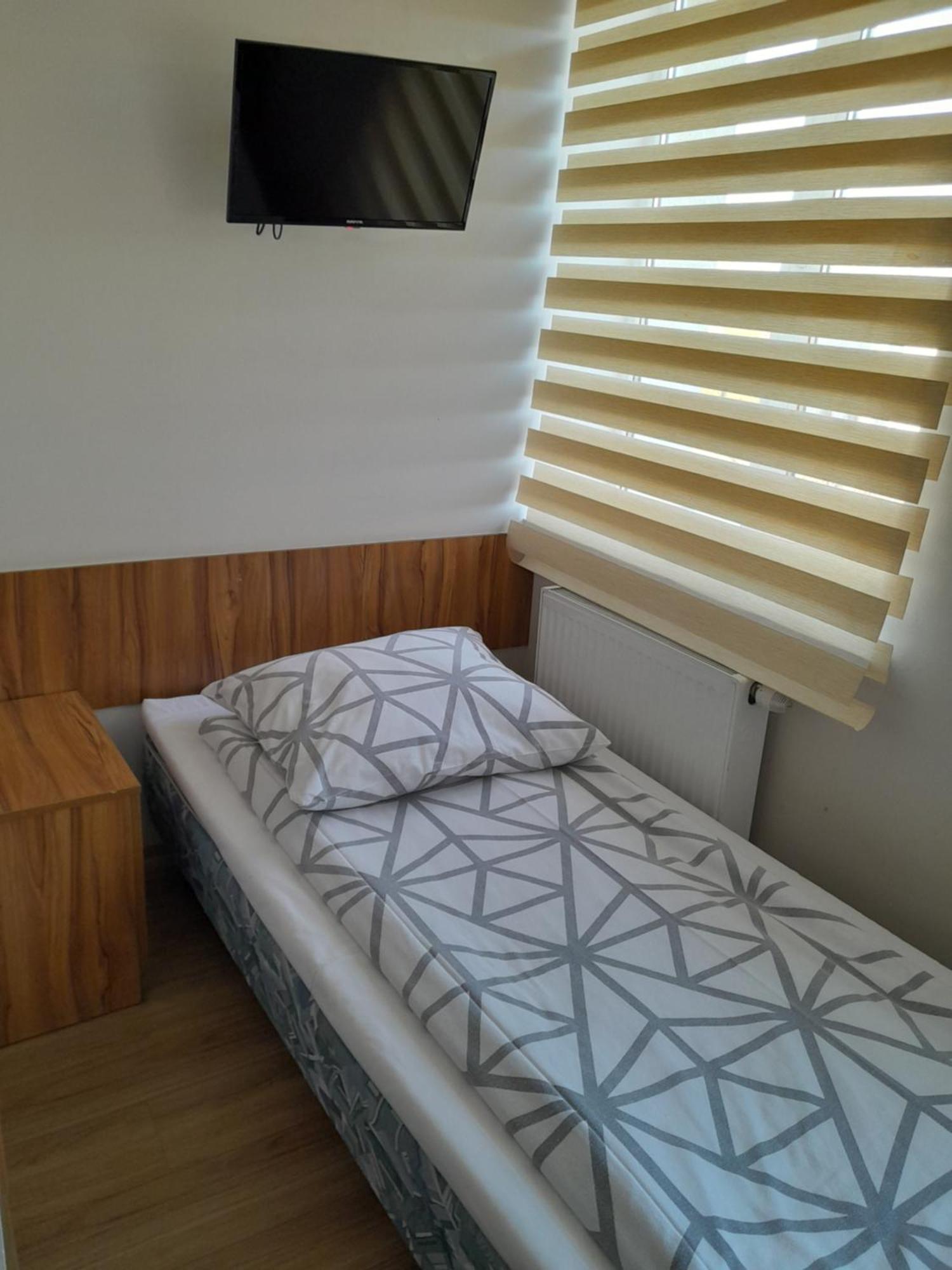 Hostel Polon Pułtusk Luaran gambar